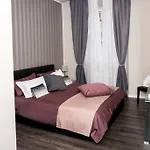 Hanky 4* 로마